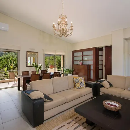 Gea Villa *